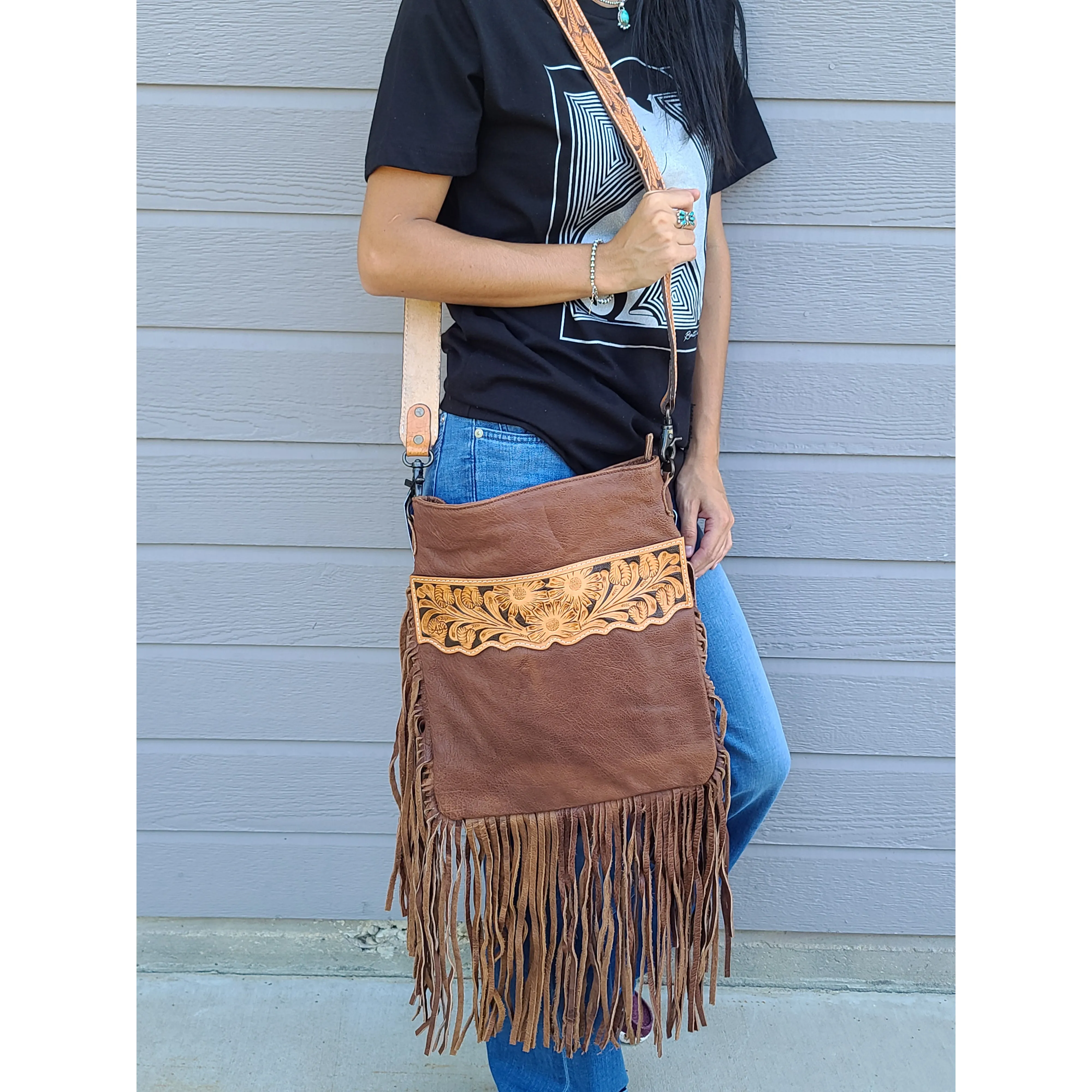 American Darling Conceal Carry Leather/Tool/Fringe Messenger Bag