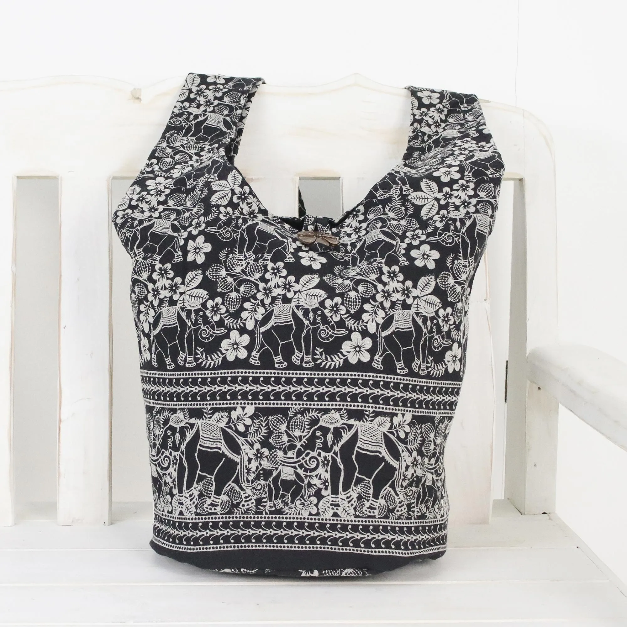 Elegant Elephant Multicolor Cotton Shoulder Bag