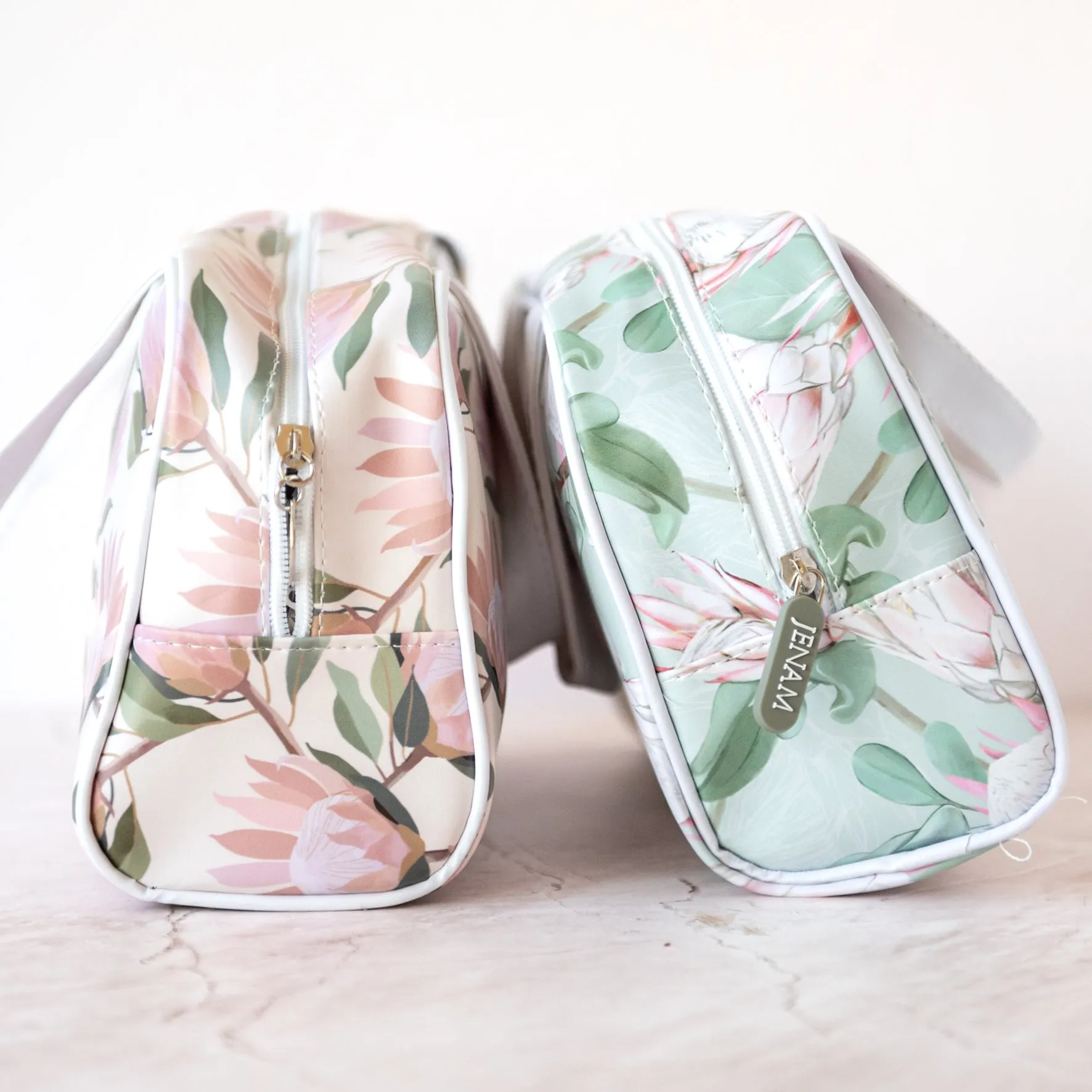 Ladies Cosmetic & Toiletry Bags