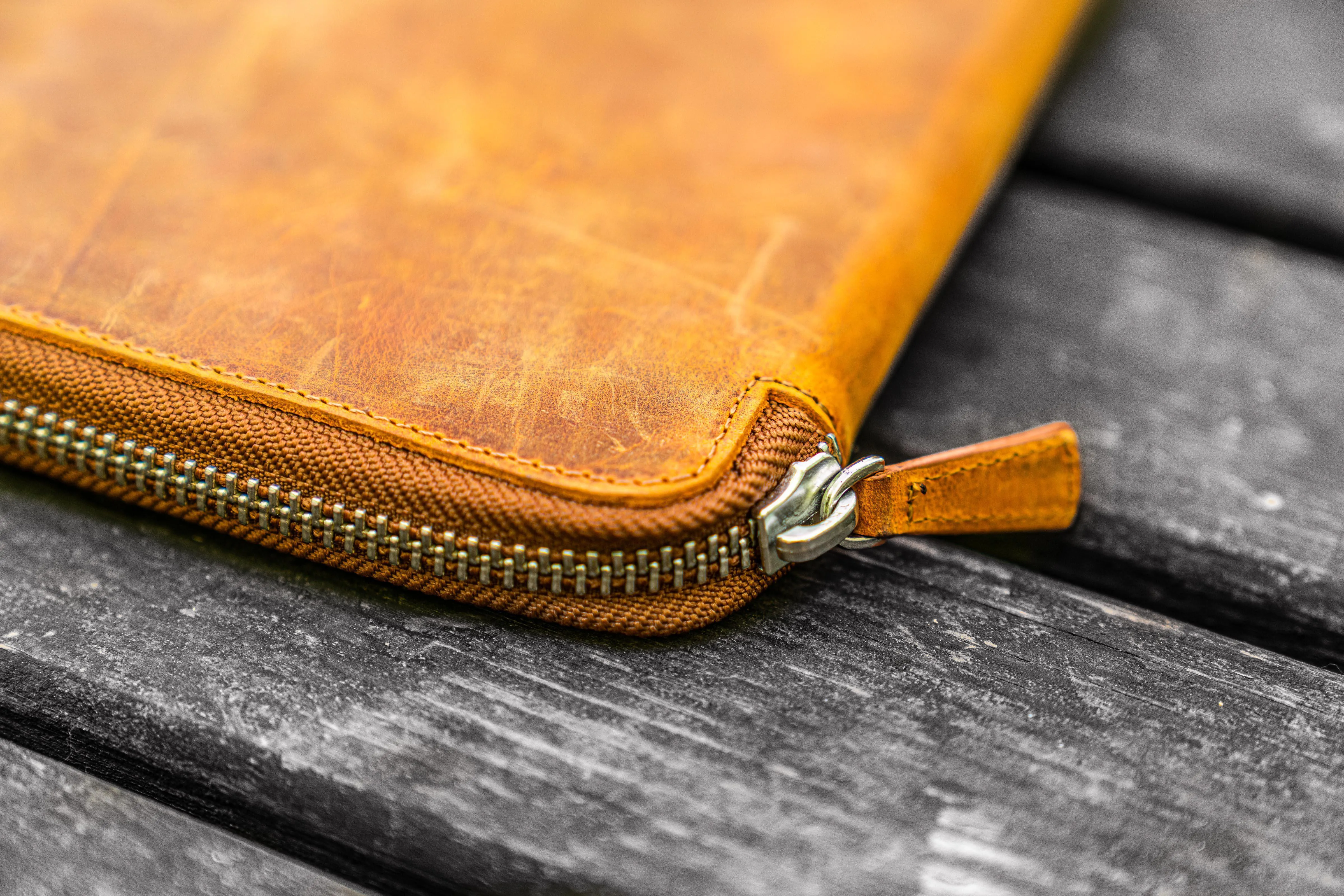 Leather Zippered iPad Mini & Large Moleskine Folio - Crazy Horse Brown