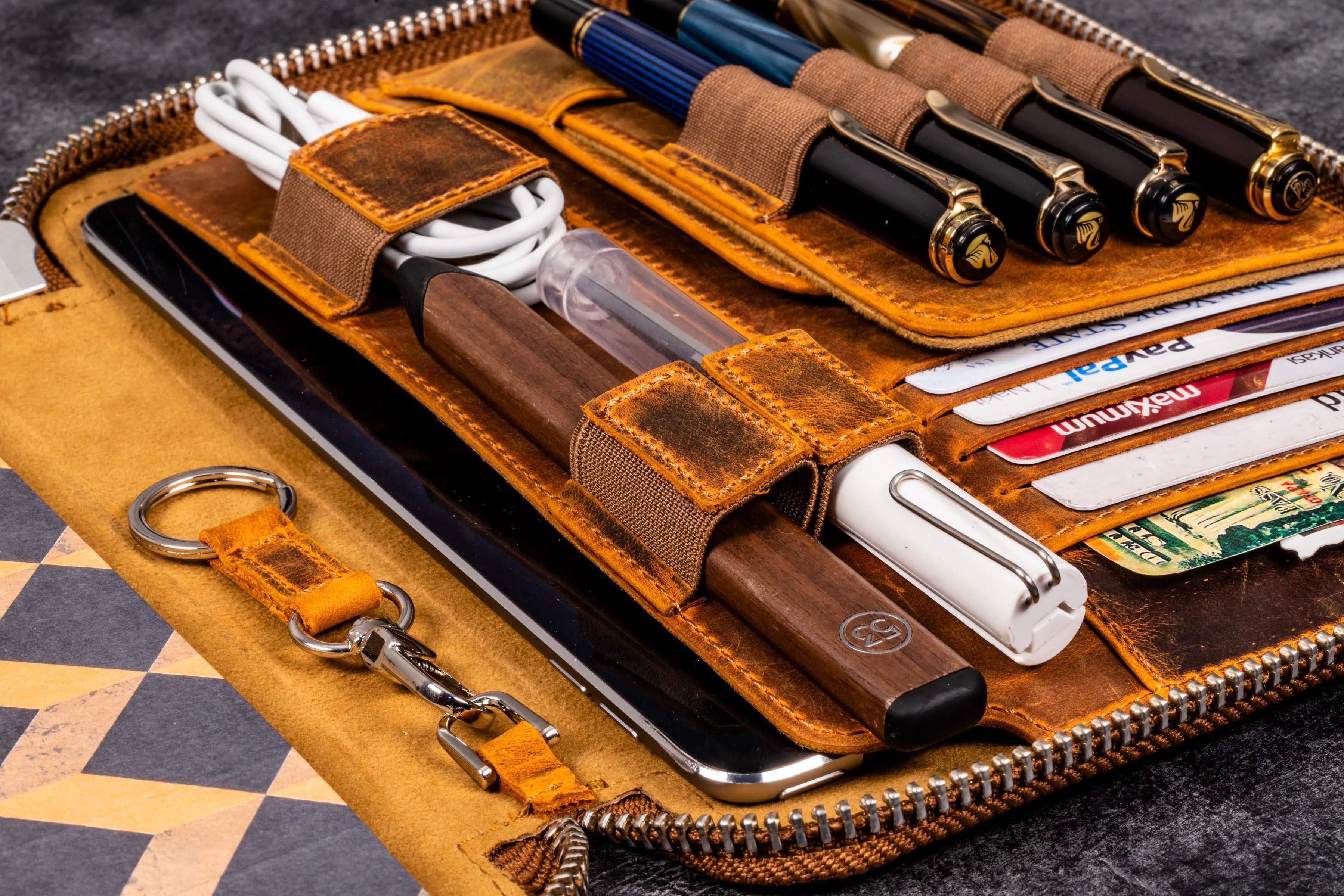 Leather Zippered iPad Mini & Large Moleskine Folio - Crazy Horse Brown