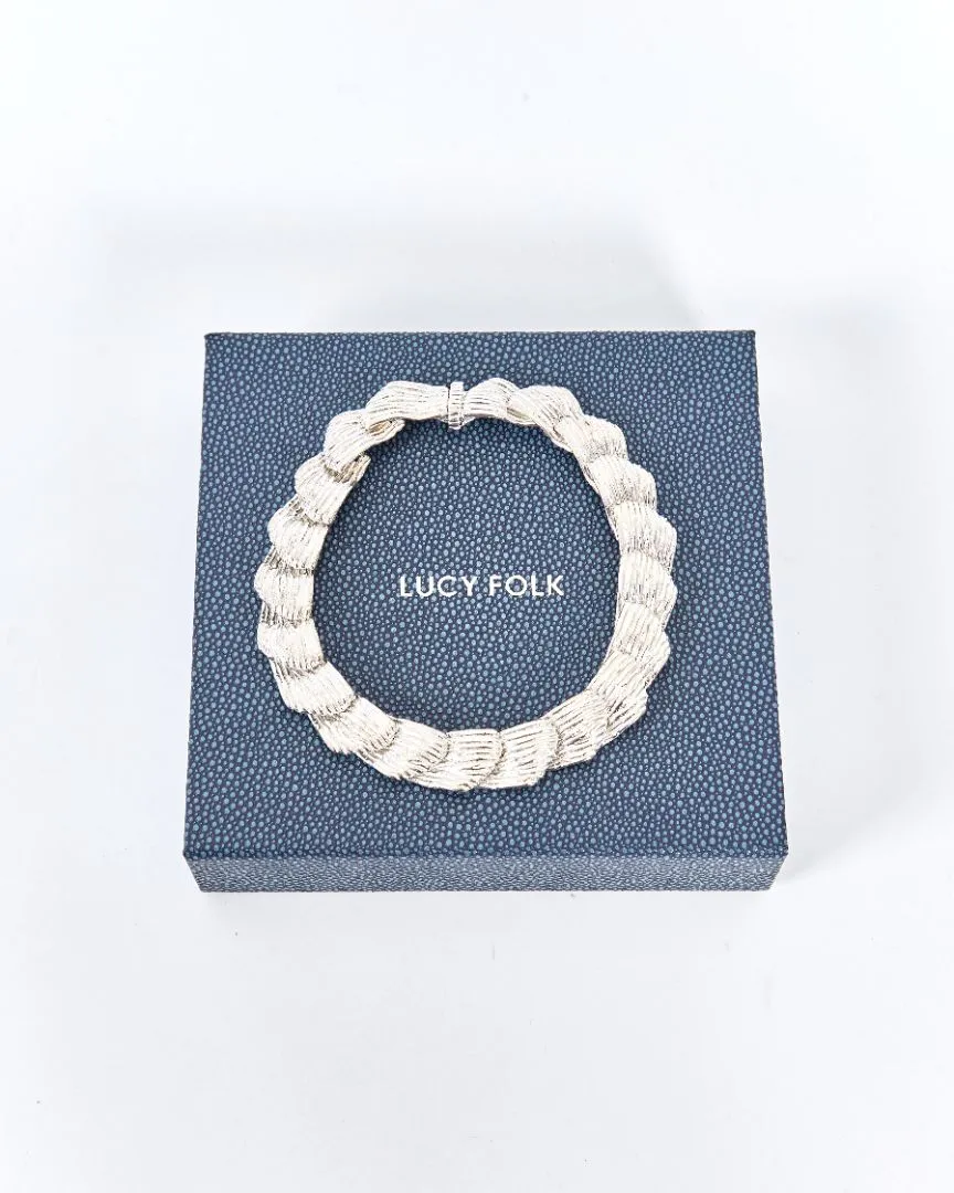 Lucy Folk shell link necklace, with box, silver