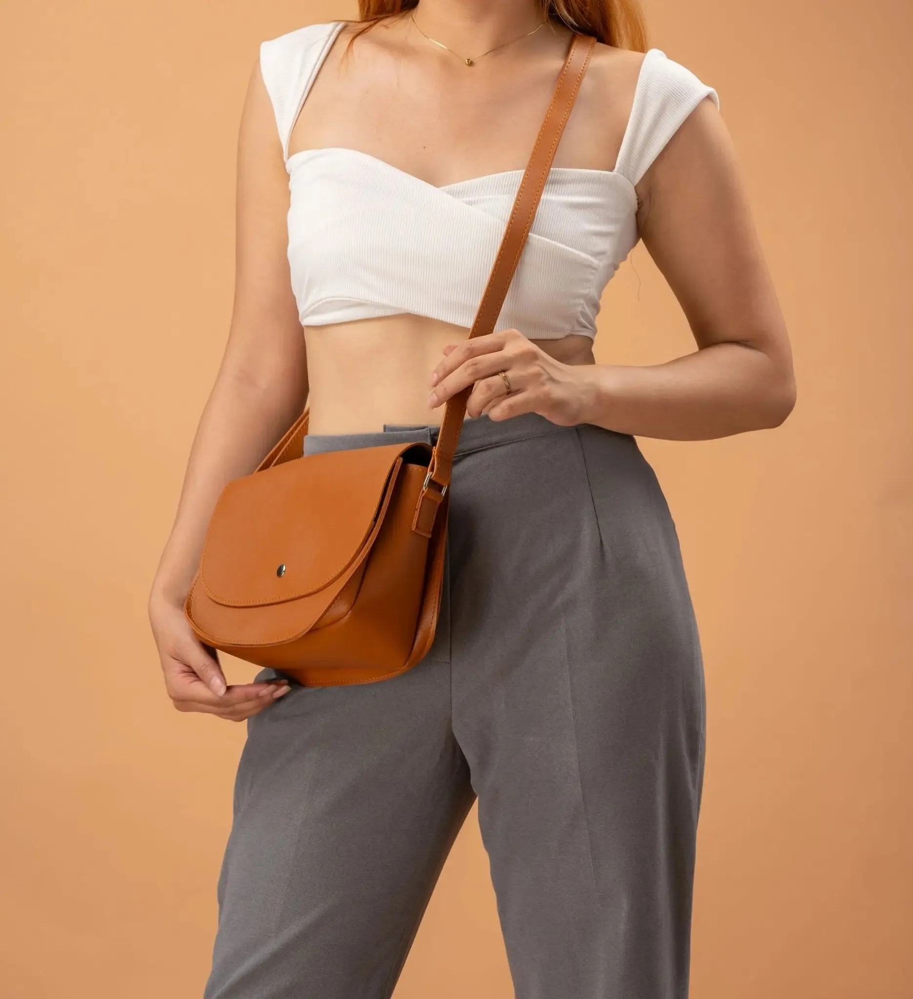 MADISON Classic Sling Bag in Tan Brown