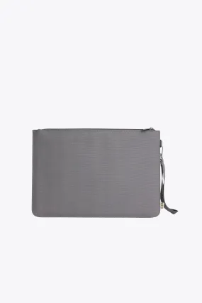 The BÉISics Laptop Pouch in Grey