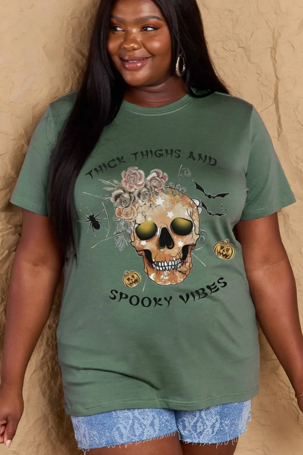 THICK THIGHS AND SPOOKY VIBES Graphic Cotton T-Shirt