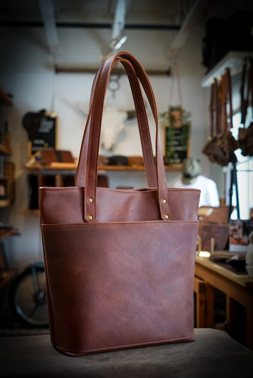 Tote Bag (Oro Logger Brown)