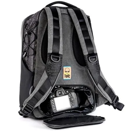 Toxic from 3 Legged Thing - Valkyrie Camera Backpack Medium - Onyx